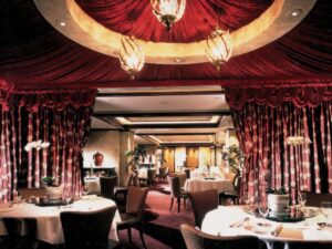 Park Chinois Interior Image