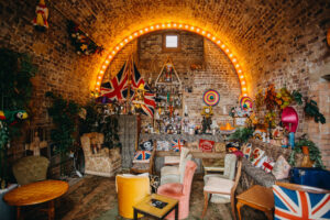 Little-Nans-Bar Interior Image